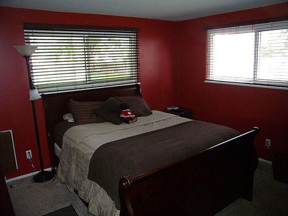 3rd image of 6961 Shelcross Dr