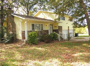 2302 S 16th St, Rogers, AR 72758