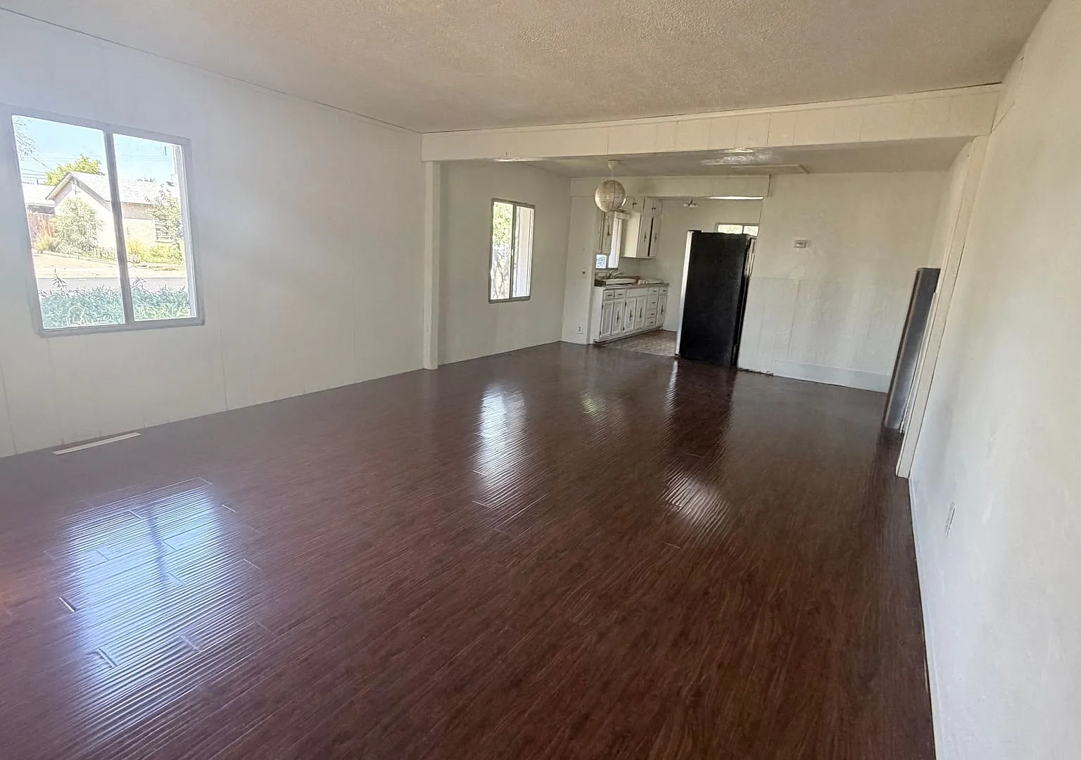 Tempe 2BR Home Large Yard, Pet Friendly, Second Chance Friendly — Photo 2