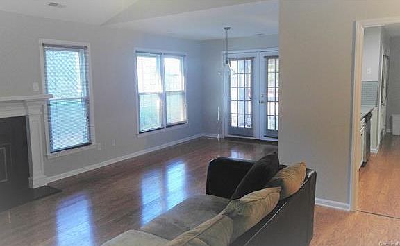 5th image of 6535 Lantern Ct #111