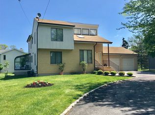 995 Bay Home Rd, Southold, NY 11971