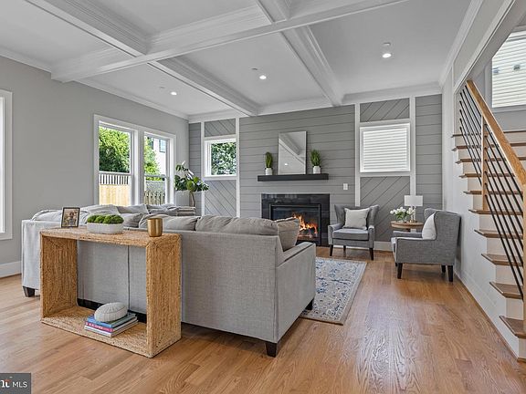 5th image of 5912 Kingswood Rd