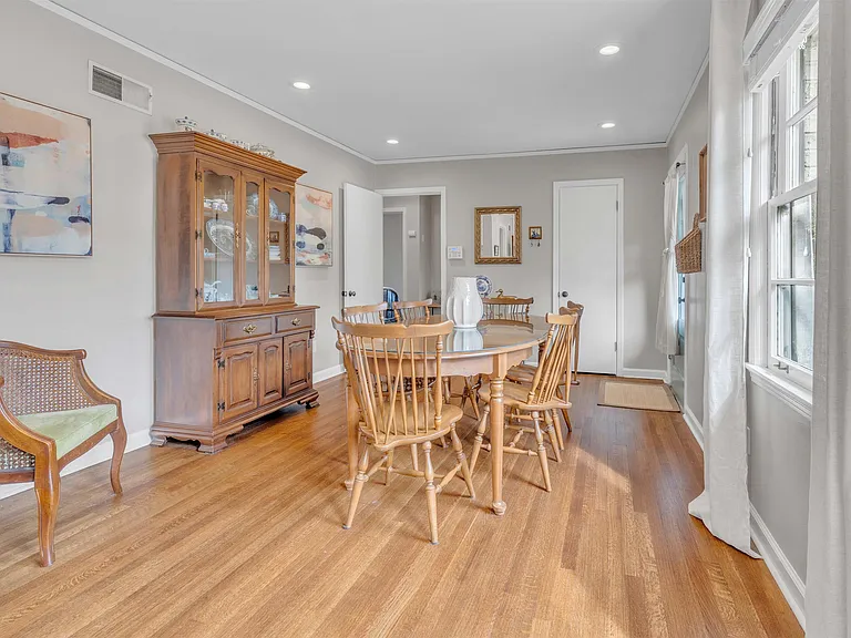 1383 S White Station Rd — Photo 4