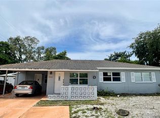 2303 S Wellesley Dr, Bradenton, FL 34207