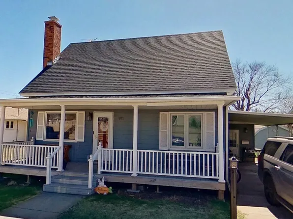 915 18th St, Gothenburg, NE 69138