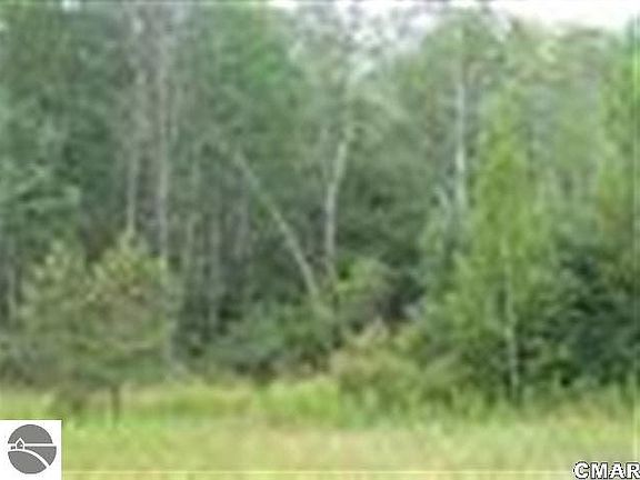 2nd image of 30 Avenue