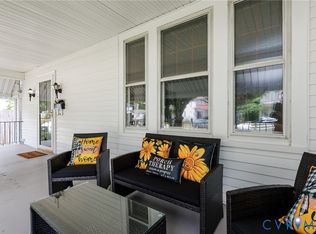 221 Lee Ave, Colonial Heights, VA 23834