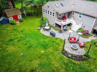 21 Wendy Ln, Holliston, MA 01746