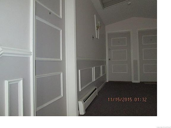 66490495_3