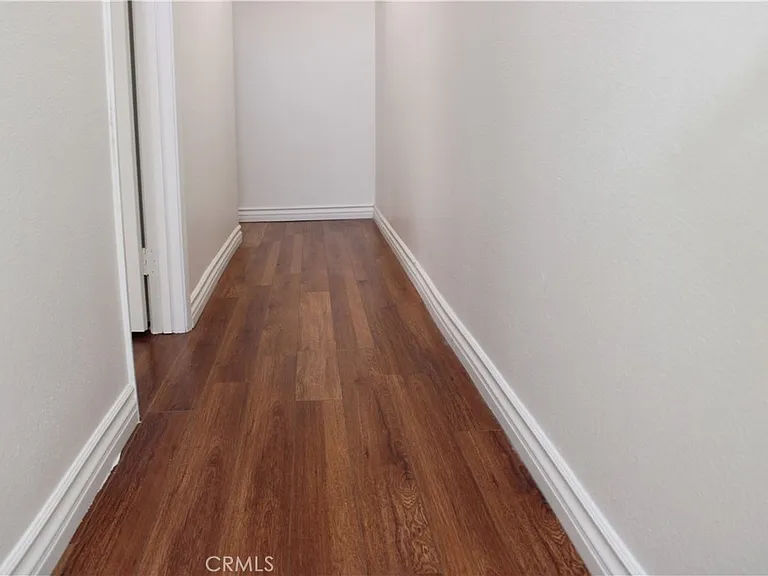 260 E Beverly Blvd #C — Photo 13