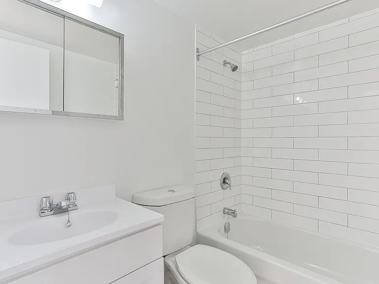 80 Cosburn Ave — Photo 17