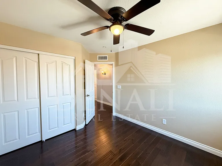 1249 W Kelly Ln — Photo 22