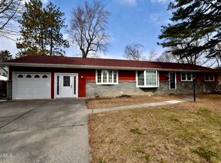 58 Mordella Road, Colonie, NY 12205