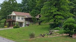 1st image of Shore Line Dr