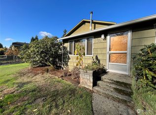 5721 207th Pl SW, Lynnwood, WA 98036