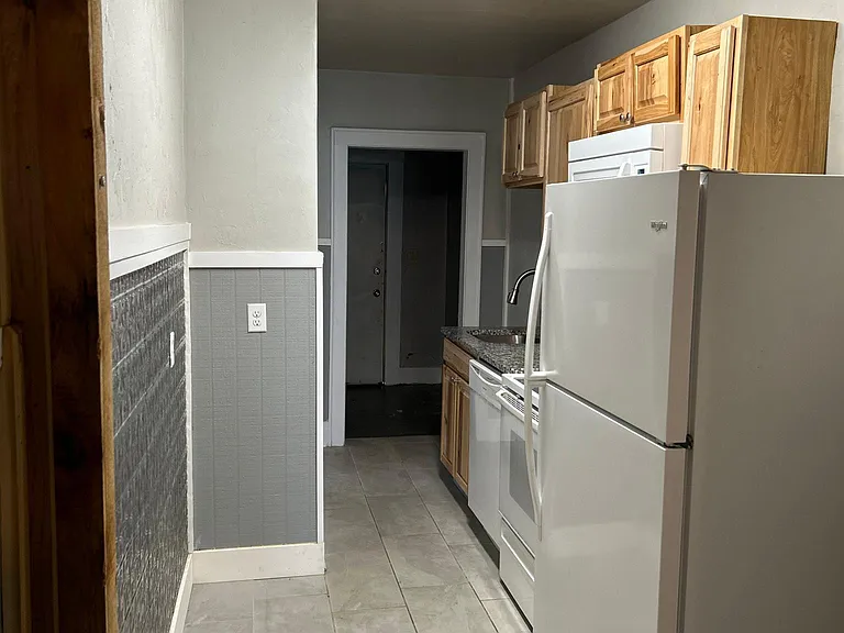 922 W Hill St — Photo 12
