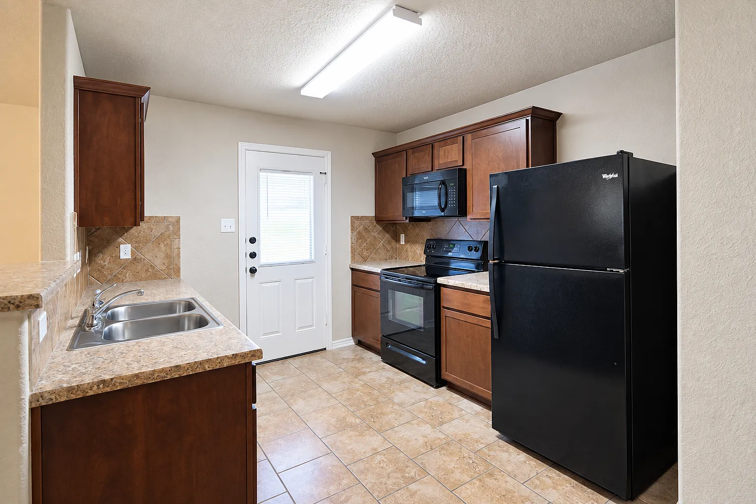 620 Paseo Del Plata, Temple — Photo 2