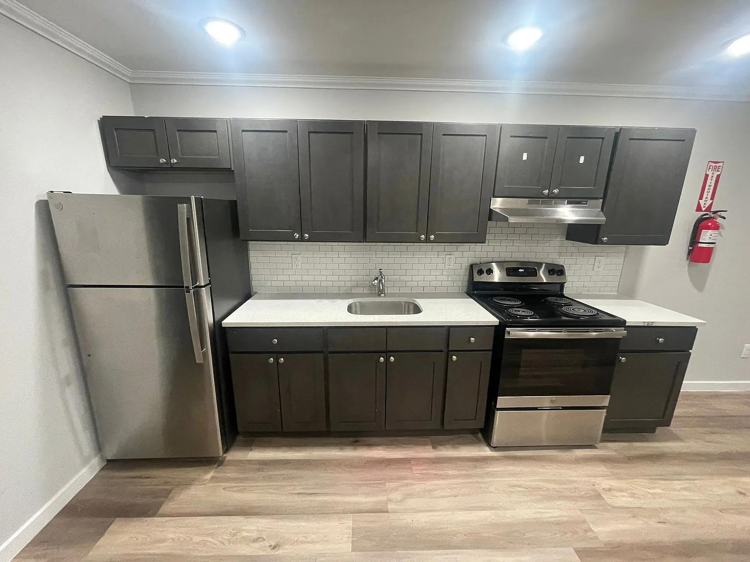 1 bed, $1,718 — Photo 1
