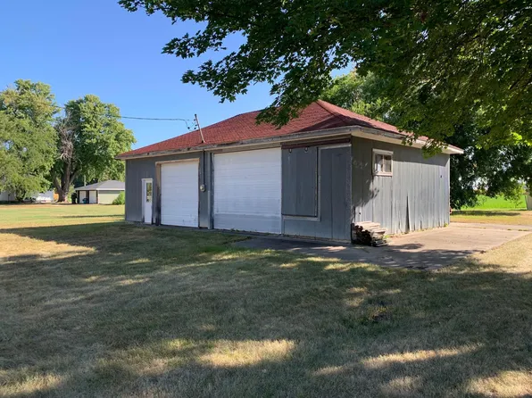 412 Dove St, Minnesota Lake, MN 56068