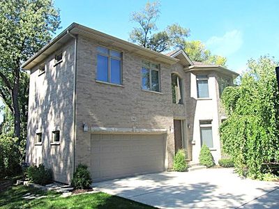 242 S Cumberland Pkwy, Des Plaines, IL, 60016