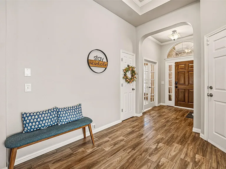 2112 Bandera Path — Photo 15