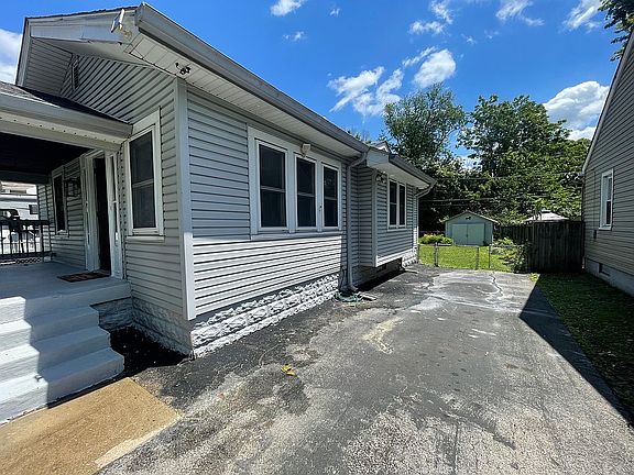 3rd image of 5131 Ralston Ave