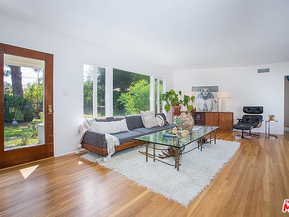 4th image of 1081 Alta Pine Dr