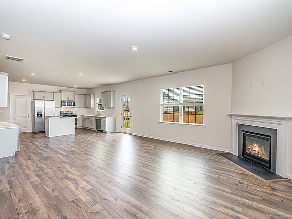 2nd image of 204 Giant Oak Ave