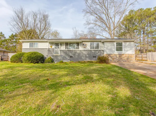 223 Rogers Dr, Ringgold, GA 30736