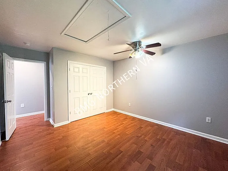 158 Baker St — Photo 18