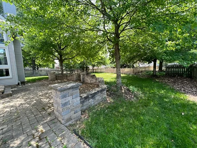 2805 Breckenridge Cir — Photo 34
