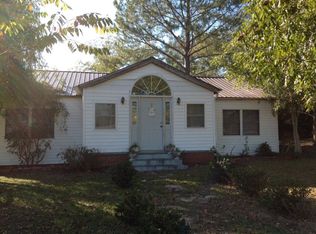 501 Cottonwood Rd, Pitts, GA 31072