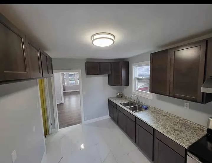 659 Rankin Ave — Photo 3