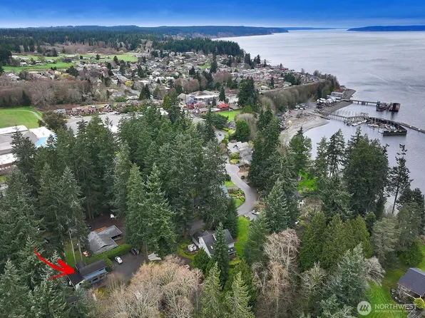 313 Edgecliff Drive, Langley, WA 98260