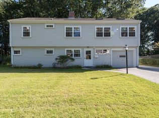 34 Pilgrim Rd, Natick, MA 01760
