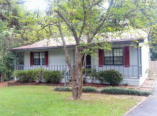 217 Lake Dr, Warner Robins, GA 31088