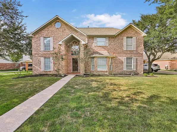 313 Winding Oak Ln S, League City, TX 77573