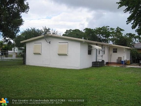 3rd image of 1909 NW 16th St