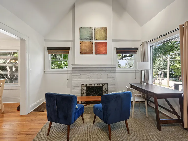1003 Glenwood Ave SE — Photo 15