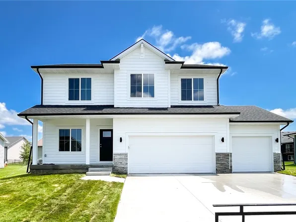 1417 NE Poplar Ct, Grimes, IA 50111