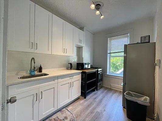 Rented by Joel Scharf, LREB | media 9