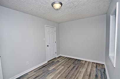 4th image of 1324 Hillcrest Ave #11301368