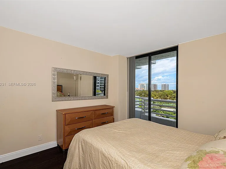 3300 NE 192nd St #711 — Photo 21
