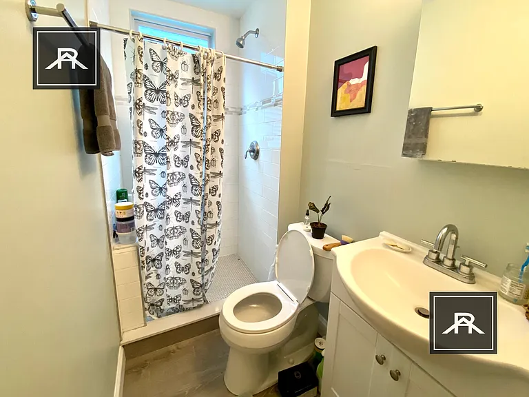 5 Oswald St #2 — Photo 12