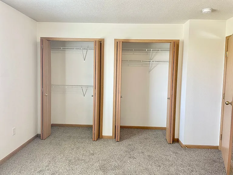 Pointe West II — Photo 12