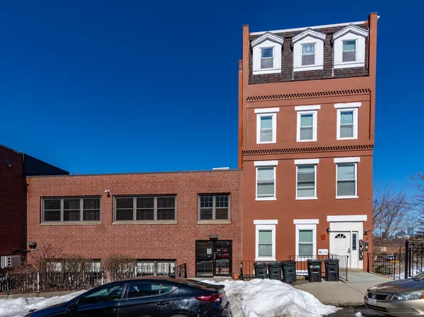 4 Kearsarge Ave, Roxbury, MA 02119