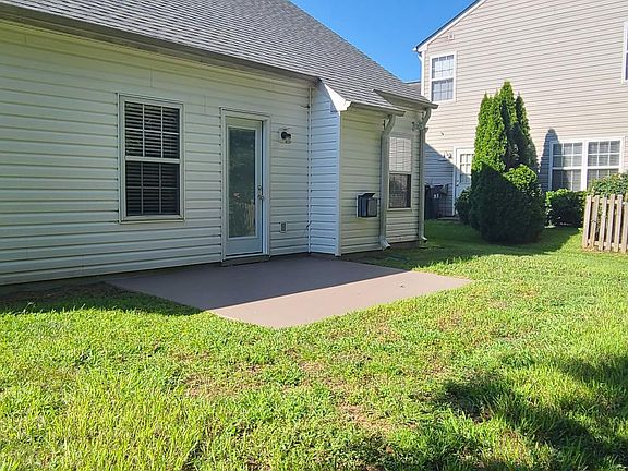 3rd image of 5913 Hidden Meadow Ln