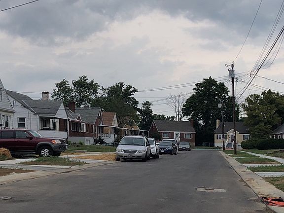 4th image of 8370 Jackies Dr