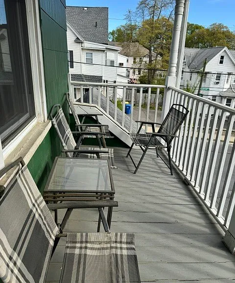 95 Sunnyside Ave — Photo 8