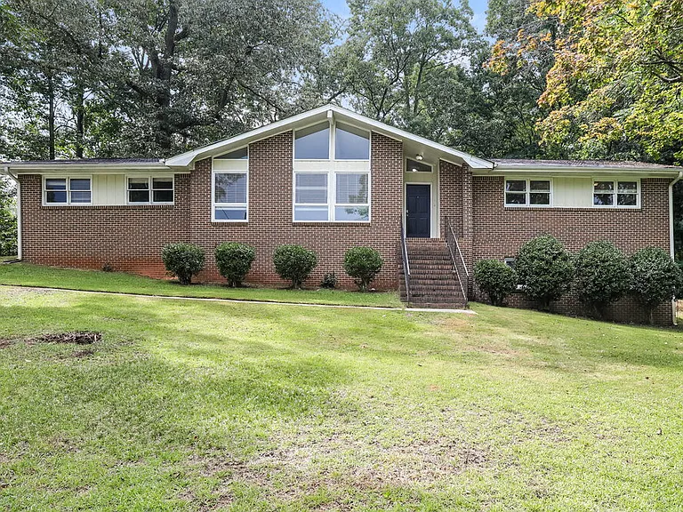 970 Kathryn Ct — Photo 1